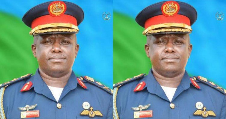 Uganda: Jenerali yapfiriye mu bwogero