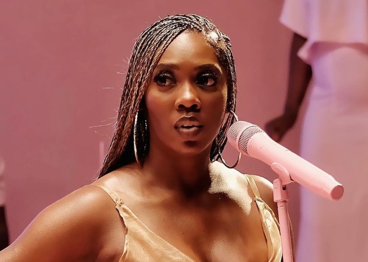 Tiwa Savage yasubije abamushinja kudafasha abagore  b'abahanzi
