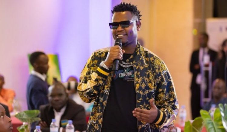 Ninde wagombaga kwishyura Bruce Melodie mu gitaramo cya APR FC?