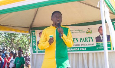 Dr.Frank Habineza yerekanye uburyo ari umugabo urinda isezerano