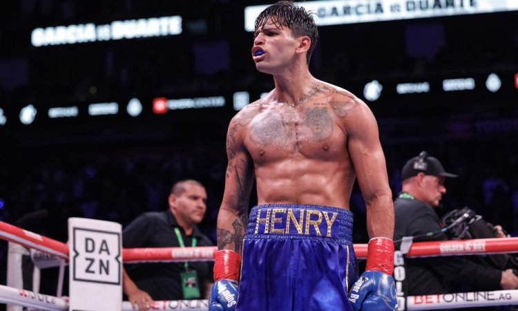 Ryan Garcia yahagaritswe imyaka ibiri