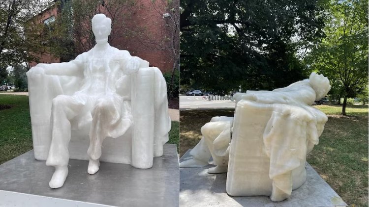 Amerika ikomeje kuba itanura! Ikibumbano cya Abraham Lincoln cyabaye umuyonga