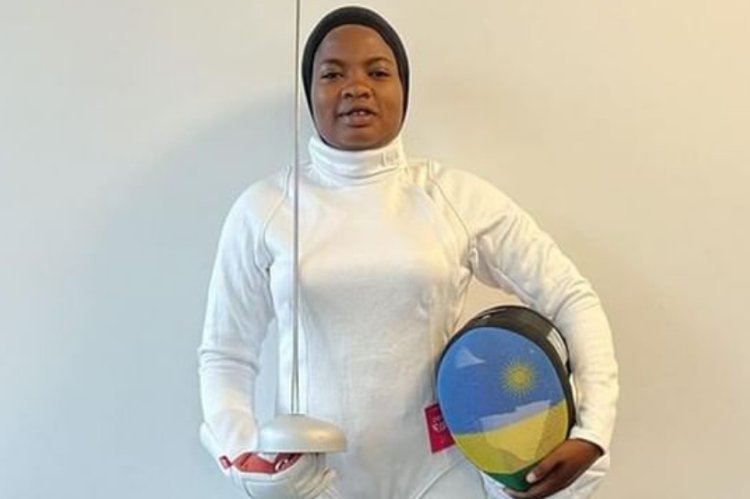 Ibyo wamenya kuri Uwihoreye Tufaha, Umunyarwandakazi ukina umukino mpuzamahanga wo kurwanisha inkota