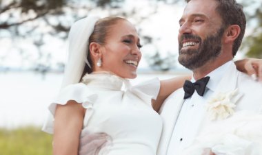 Jennifer Lopez yasabye gatanya na Ben Affleck