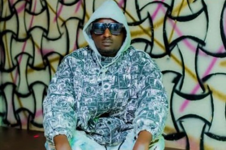 Diplomate yavuze impamvu indirimbo ye na Ariel Wayz itasohotse