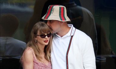 Taylor Swift yarase amashimwe umukunzi we Travis Kelce