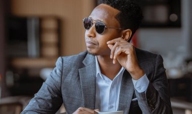 Israel Mbonyi agiye gusoreza umwaka muri Kenya