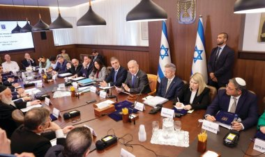 Israel iri gusuzama niba ihagarika intambara na Hezbollah