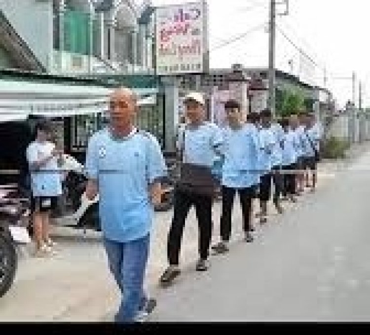 Vietnam: Abagabo bica amaboko bakayatangamo inkwano