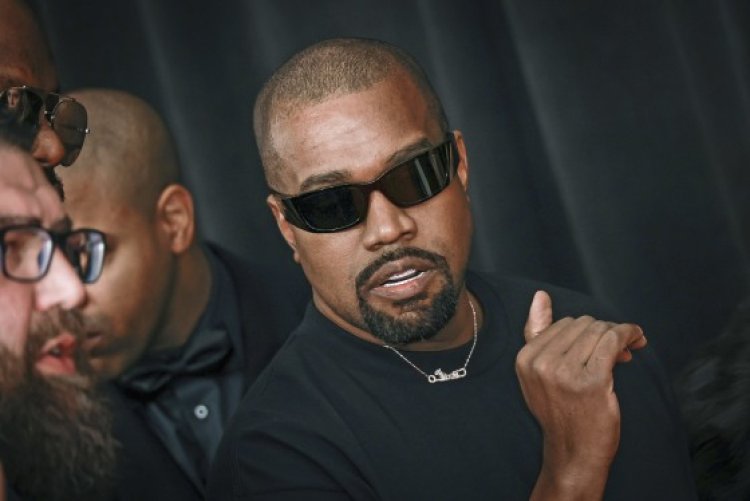 Kanye West intambara zikomeje kumubana nyinshi mu mutwe