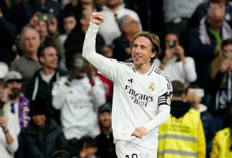 Carlo Ancelotti yamaze impungenge abakunzi ba Luka Modric