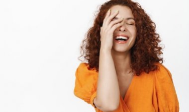 Wari uzi ko kwisetsa ubusa ari indwara?