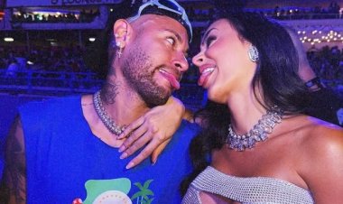 Neymar yongeye kwisanga mu mpaka zo guca inyuma umukunzi we