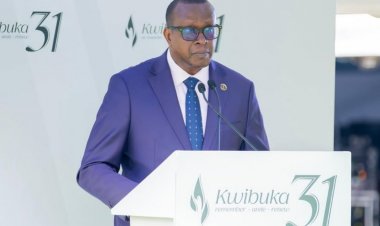Minisitiri Bizimana Jean Damascène yanenze Abanyapolitike bakigoreka amateka