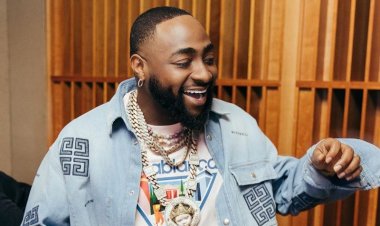 Davido yavuze ko abona Nigeria n'abayobozi bayo  batabarwa n'uruganda rw'imyidagaduro