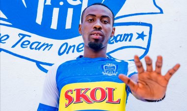 Bugingo Hakim yateye utwatsi ibyo gusinyira APR FC