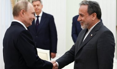Perezida Vladimir Putin yijeje Iran ko ayiri inyuma