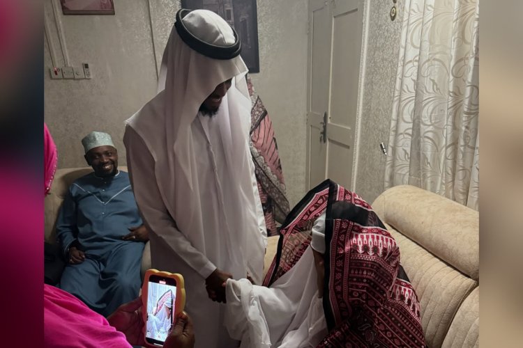 Diamond Platnumz yaciye amarenga ko yakoze ubukwe