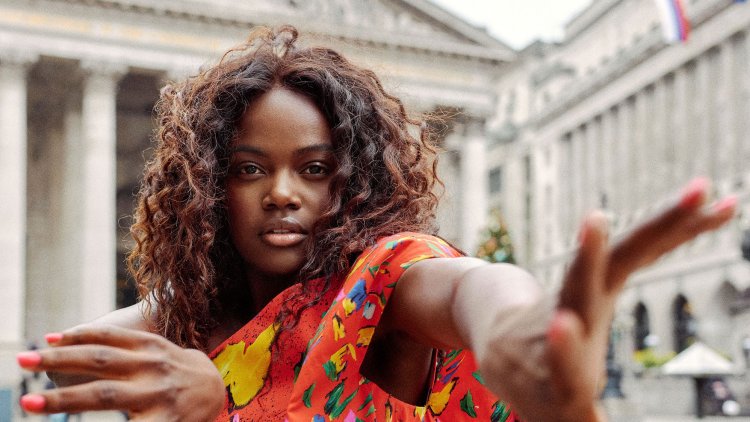 Sherrie Silver yahaye ukuri abamwandikira nta nimero yabahaye