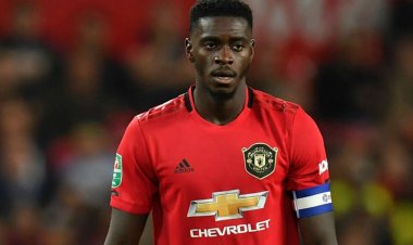 Manchester United yajyanwe mu nkiko n'uwahoze ayikinira