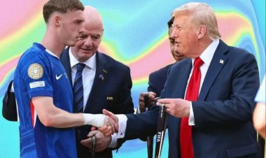 Cole Palmer yahishuye ibyo Donald Trump yamubwiye ubwo yamushyikirizaga igihembo