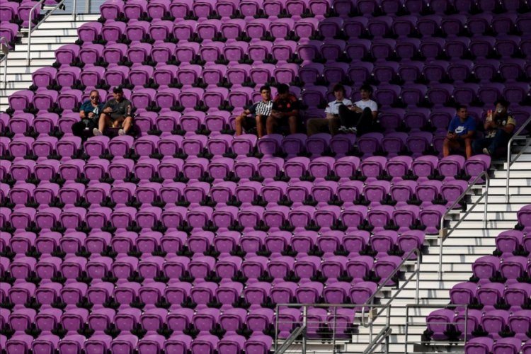 FIFA yafashe ingamba ku kibazo k'ibura ry'abafana ku bibuga