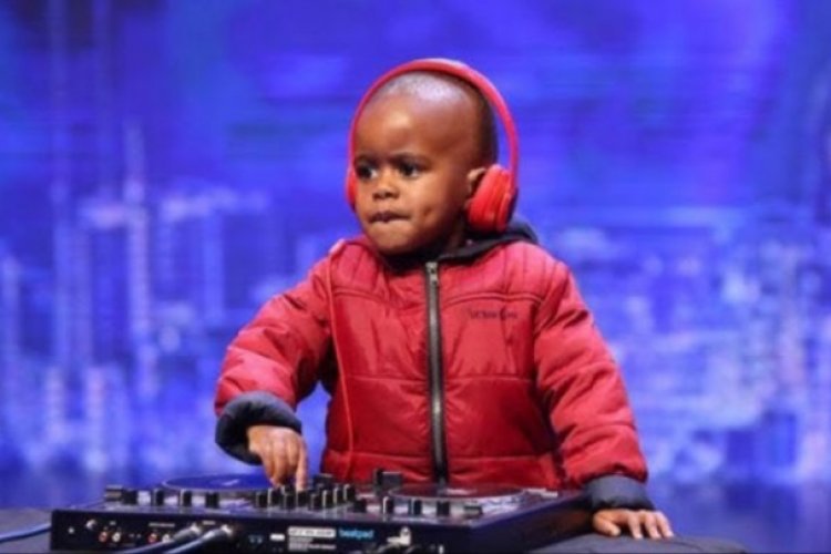 Ibyo wamenya ku mwana ufite agahigo ko gutangira umwuga wo kuvanga imiziki akiri muto ku Isi