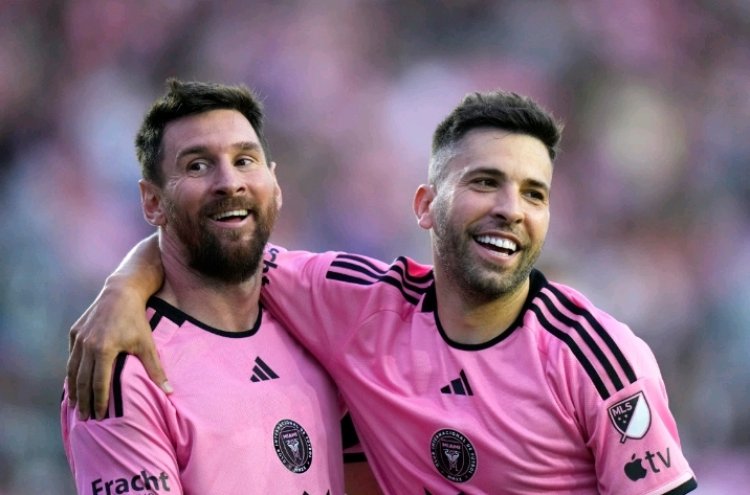 MLS yafatiye ibihano Messi na Jordi Alba baherutse gutererana bagenzi babo