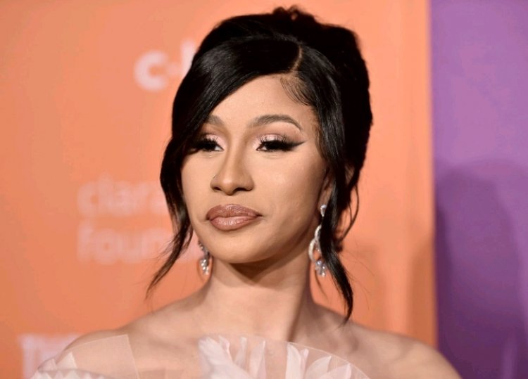 Cardi B yemeje ko yigeze gutera umugongo amahirwe benshi bahora barwanira