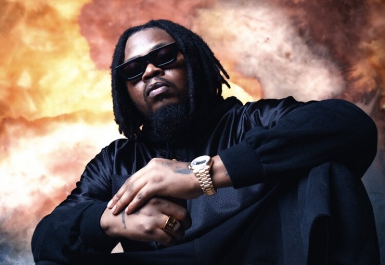 Olamide yahishuye ibanga rimushoboje kuba uwo ari we uyu munsi