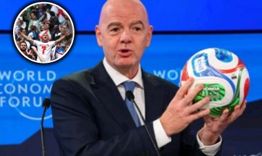 Infantino arimo kurebana ay'ingwe n'abafana b'Abongereza